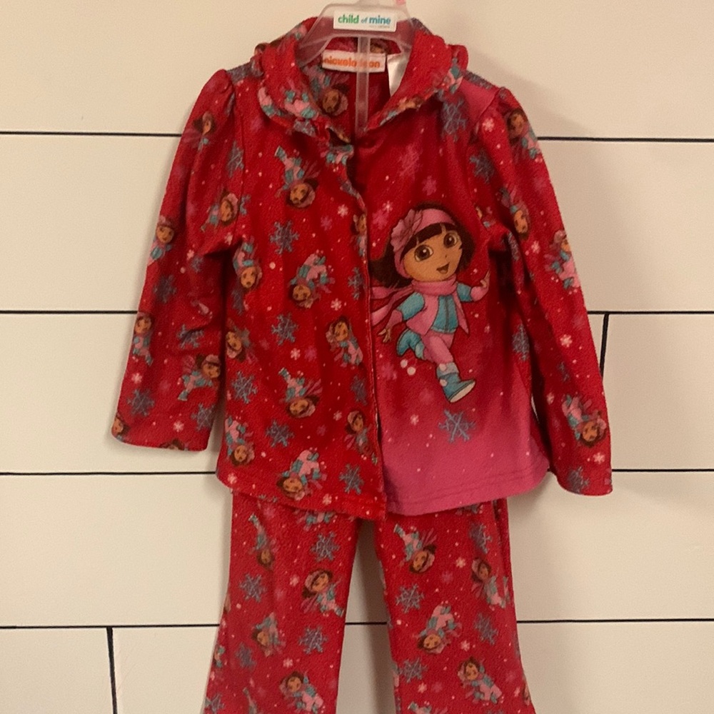 Dora the explorer pjs